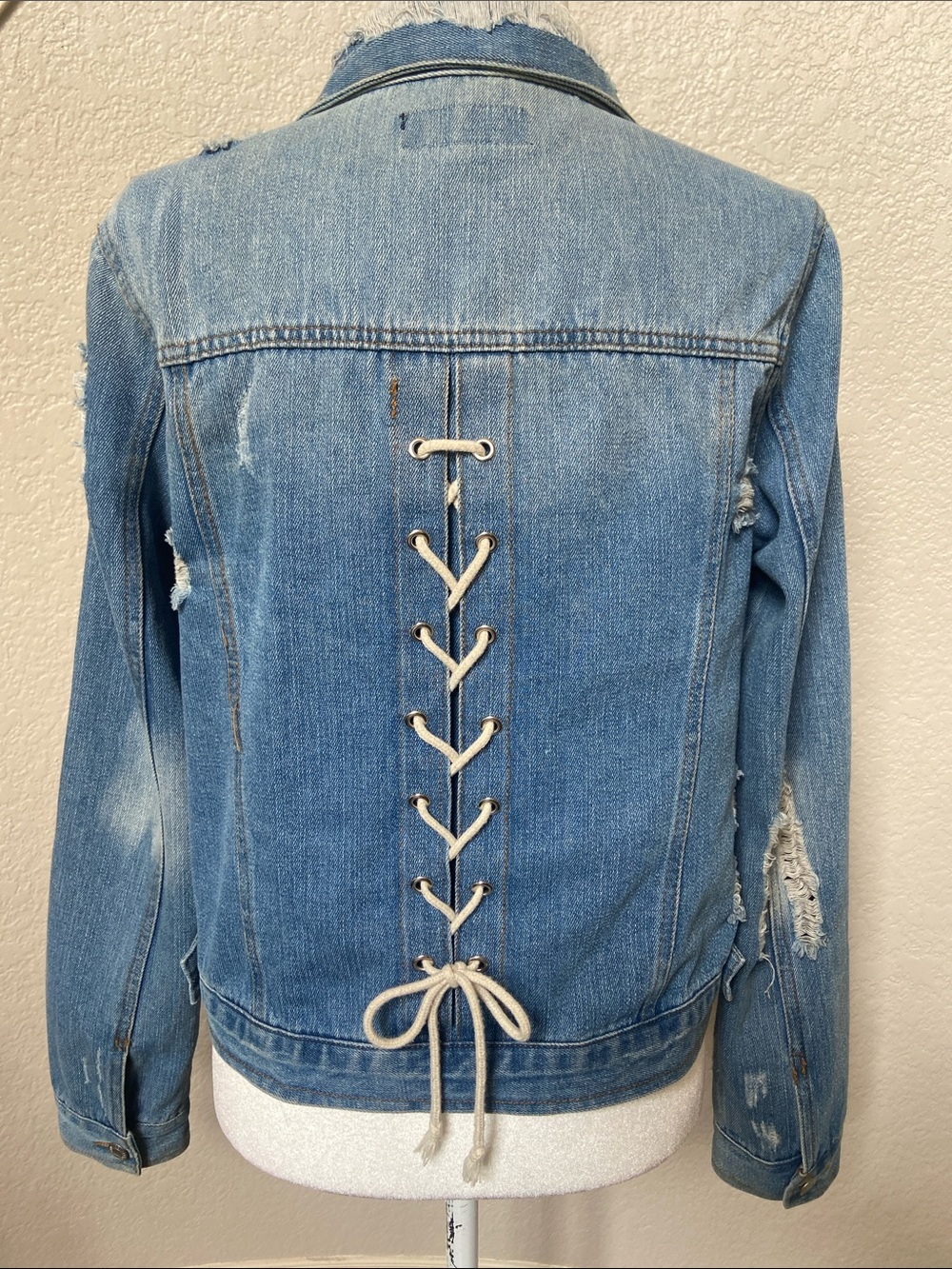 Ci Sono Light Blue Distressed Denim Jacket with Lace-up feature on back, size L